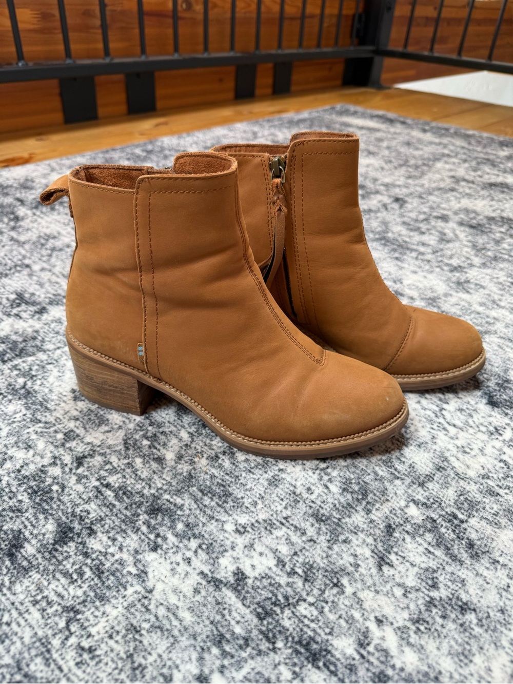 Toms Women’s Tan Leather Zip Ankle Booties